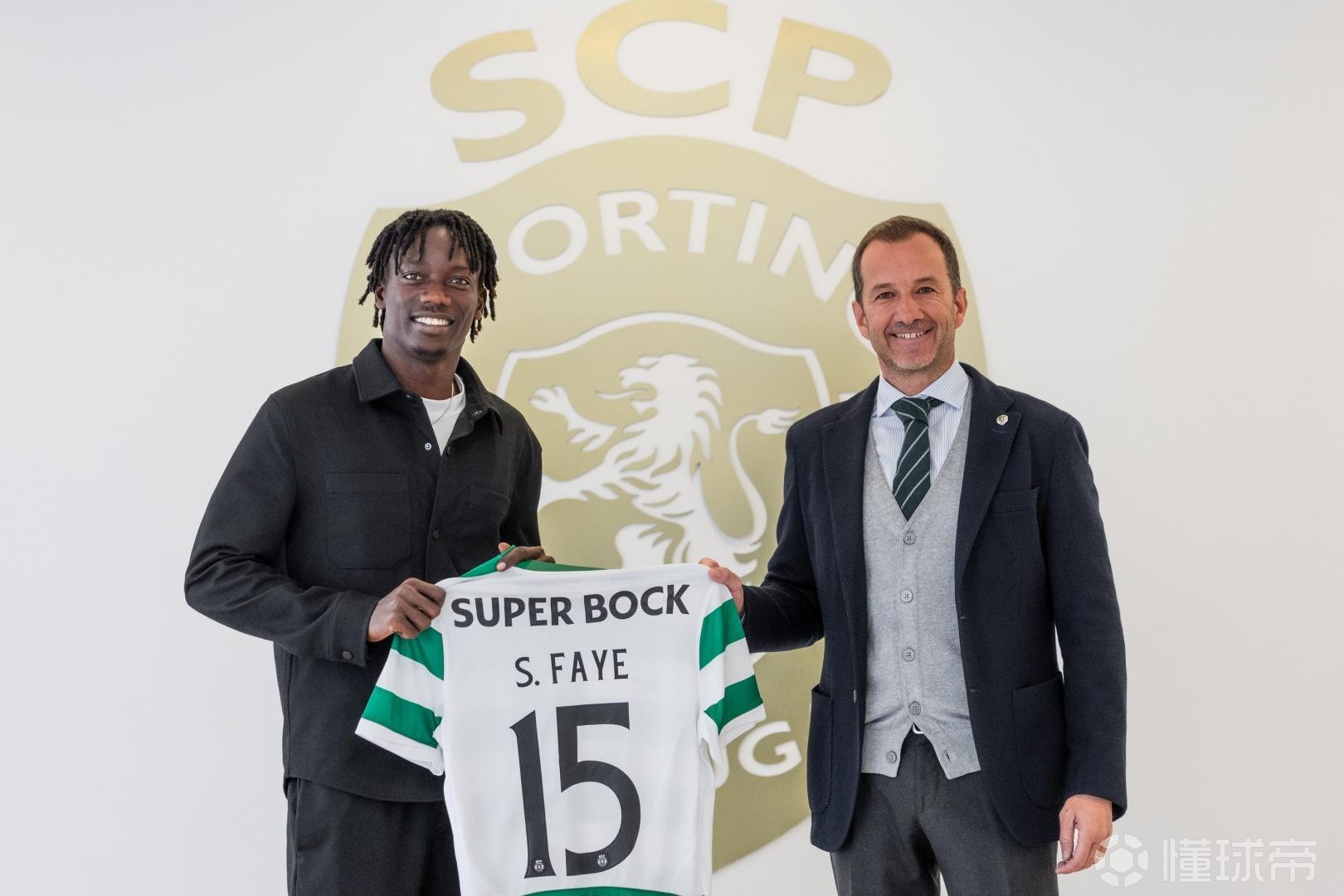 包含转会期体能课后;葡萄牙体育造点机会备战欧篮联;引发热议;球探报告显示潜力的词条 包含转会期体能课后;葡萄牙体育造点机会备战欧篮联;引发热议;球探报告显示潜力的词条