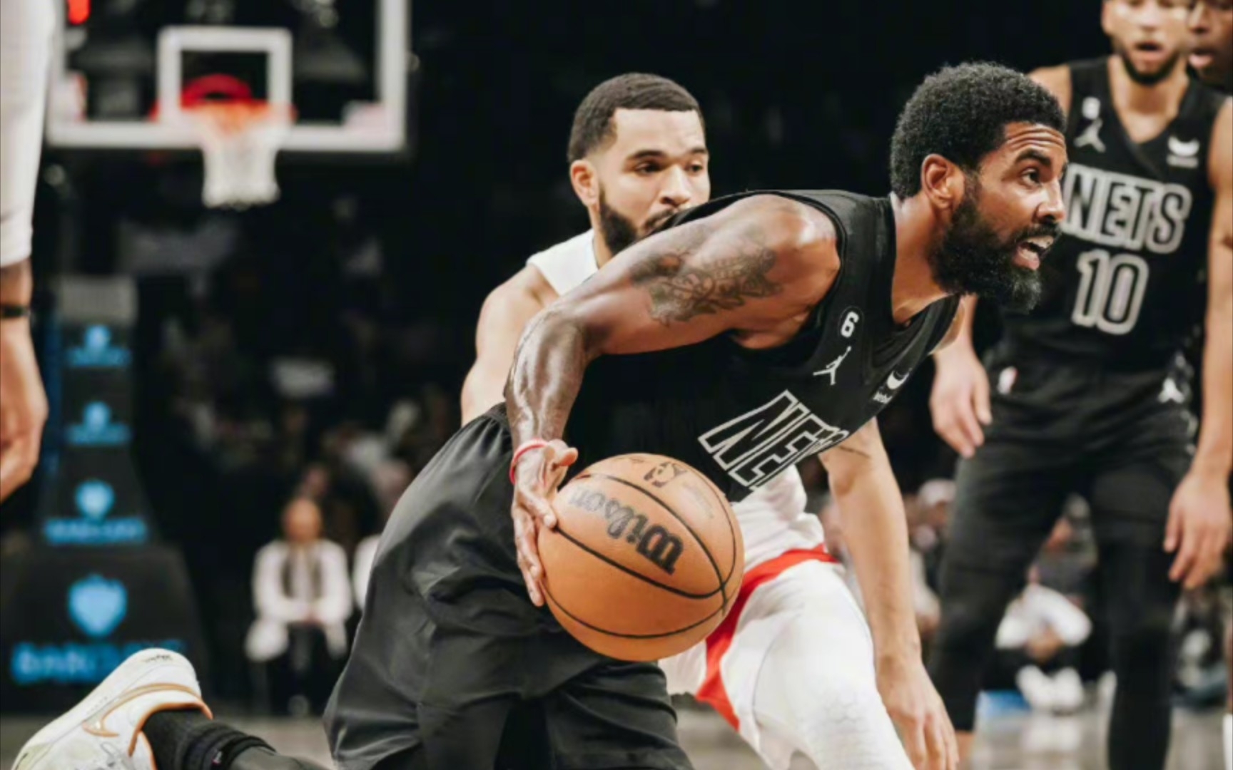 多伦多猛龙关键时刻回应争议，志在德甲名次提升，压力陡增，赛程密集仍需轮换的简单介绍